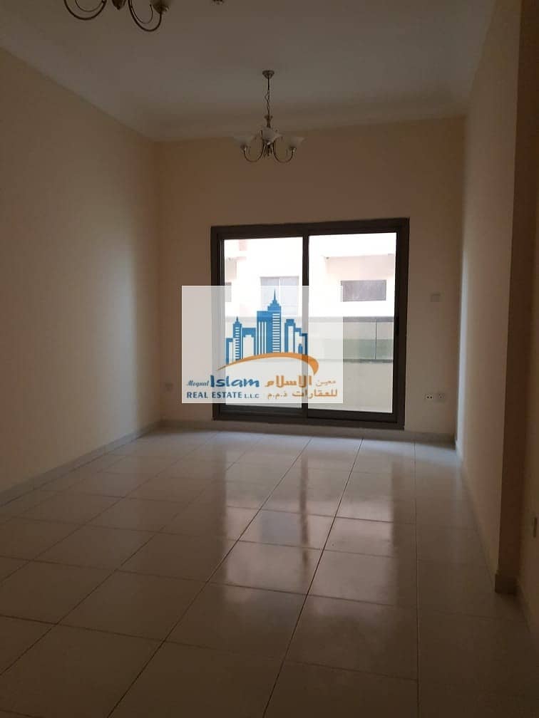 12 HOT OFFER!! HUGE 1 BHK CLOSED KITCHEN BEAUTIFUL SPACIOUS  WITH BALCONY. *