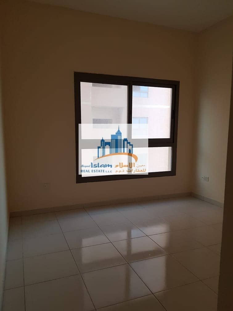 21 HOT OFFER!! HUGE 1 BHK CLOSED KITCHEN BEAUTIFUL SPACIOUS  WITH BALCONY. *