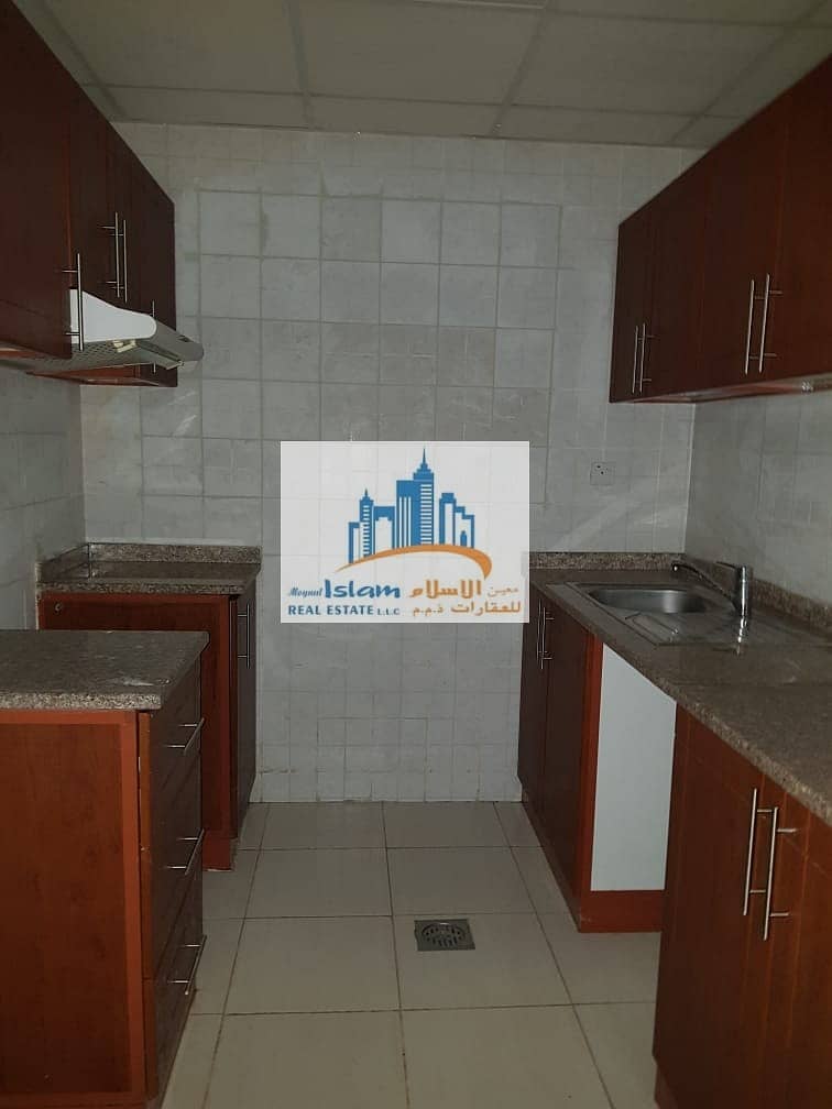 27 HOT OFFER!! HUGE 1 BHK CLOSED KITCHEN BEAUTIFUL SPACIOUS  WITH BALCONY. *