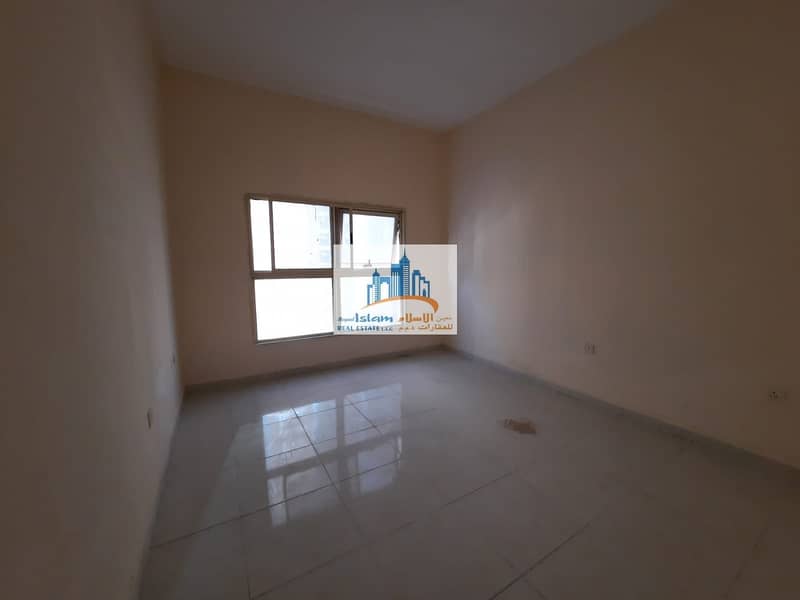 7 OPEN VIEW !! 1 BHK BEAUTIFUL  WITH PARKING LILIES TOWER HAVE GYM / POOL / FOOD COURT/