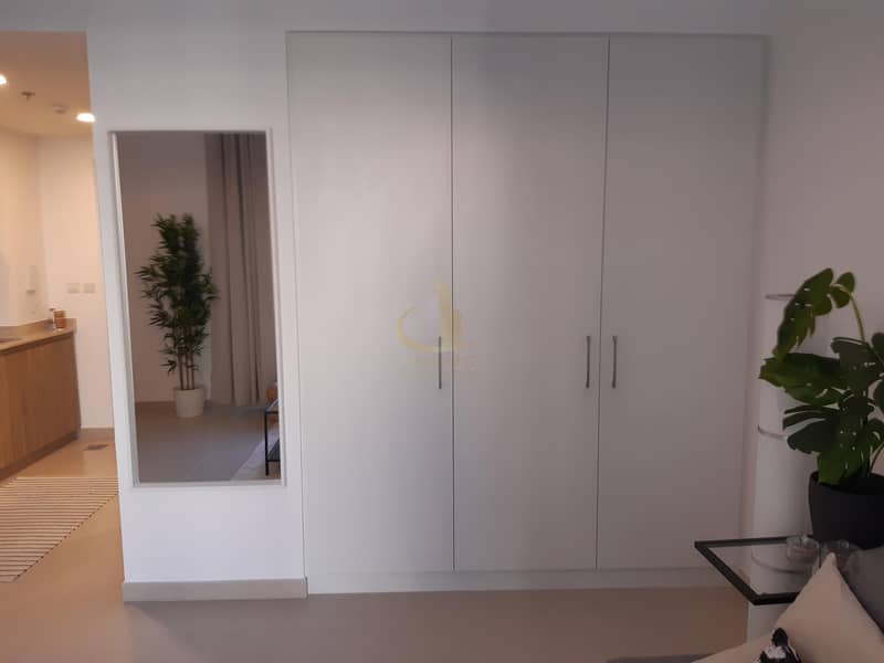 2 Brand new | 12 Cheques option | Mid floor