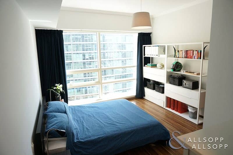 4 1 Bedroom | Furnished | Fully Upgraded