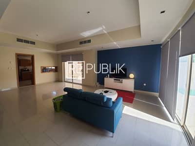 Luxurious 5 BR Deluxe Villa in Beautiful Community Luxurious 5 BR Deluxe Villa in Beautiful Community