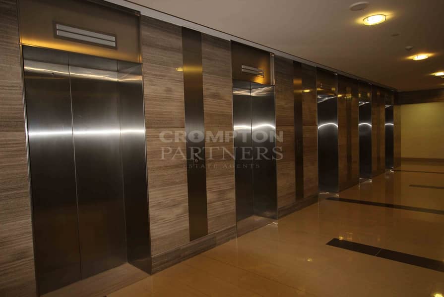 22 Half floor office in Addax tower/ Shall&core