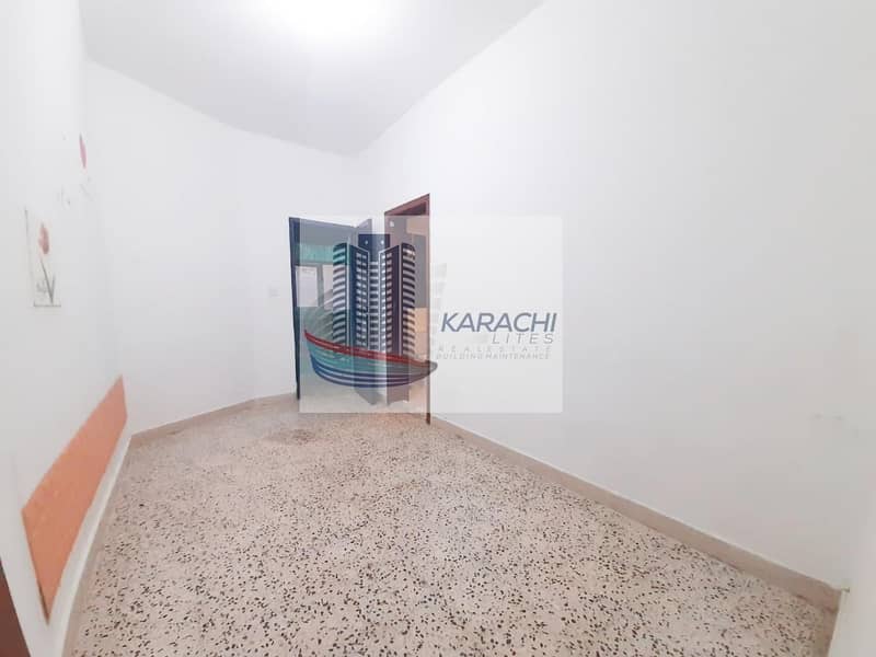 8 Hot Deal! 4 BHK In A Villa With Master Room & Maid Room & Store Room In Manaseer Near Khalidiyah Police Station