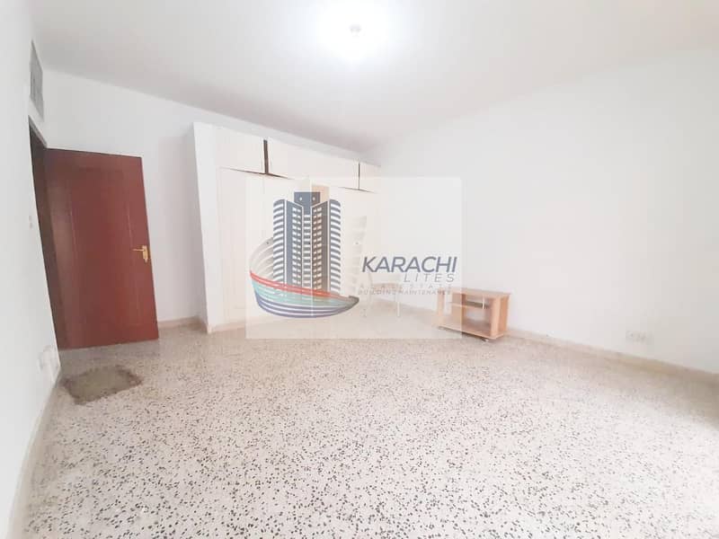 20 Hot Deal! 4 BHK In A Villa With Master Room & Maid Room & Store Room In Manaseer Near Khalidiyah Police Station
