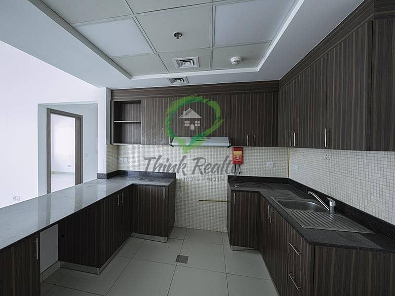 7 Marvelous  and spacious 2BR with full amenities In The Heart of  Dubai WINSDOR Residence