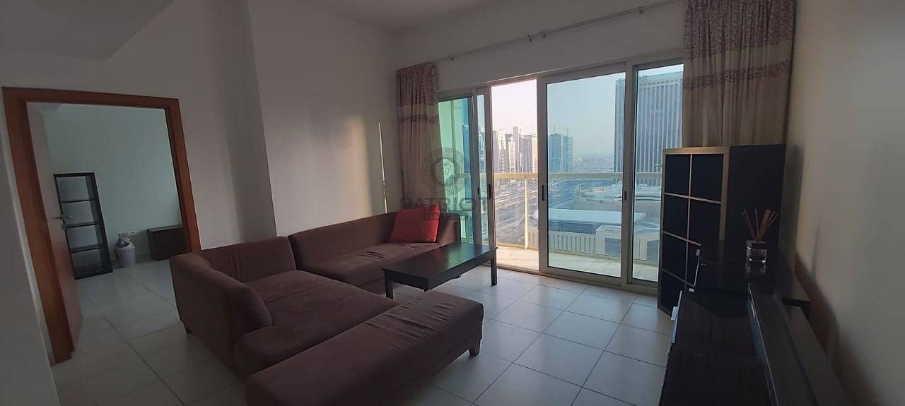 3 Stunning Fully Furnished 1 Bed + 2 Bath Apartment|Higher Floor| Multiple CHQ's