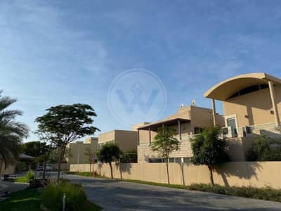 فیلا 5 غرف نوم للبيع في حدائق الراحة، أبوظبي - 5 bedroom with pool and privacy | Ready to move in فیلا 5 غرف نوم للبيع في حدائق الراحة، أبوظبي - 5 bedroom with pool and privacy | Ready to move in