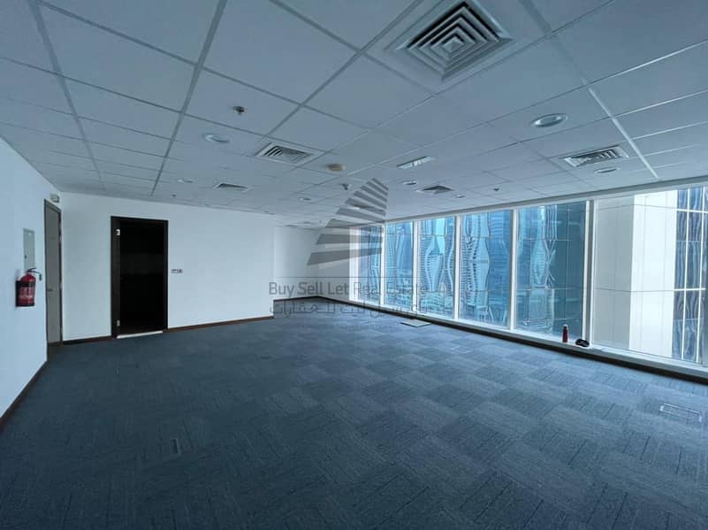 6 SPACIOUS FITTED OFFICE FOR RENT IN HIGH MAINTAINED BEAUTIFUL BUILDING BURLINGTON BUSINESS BAY