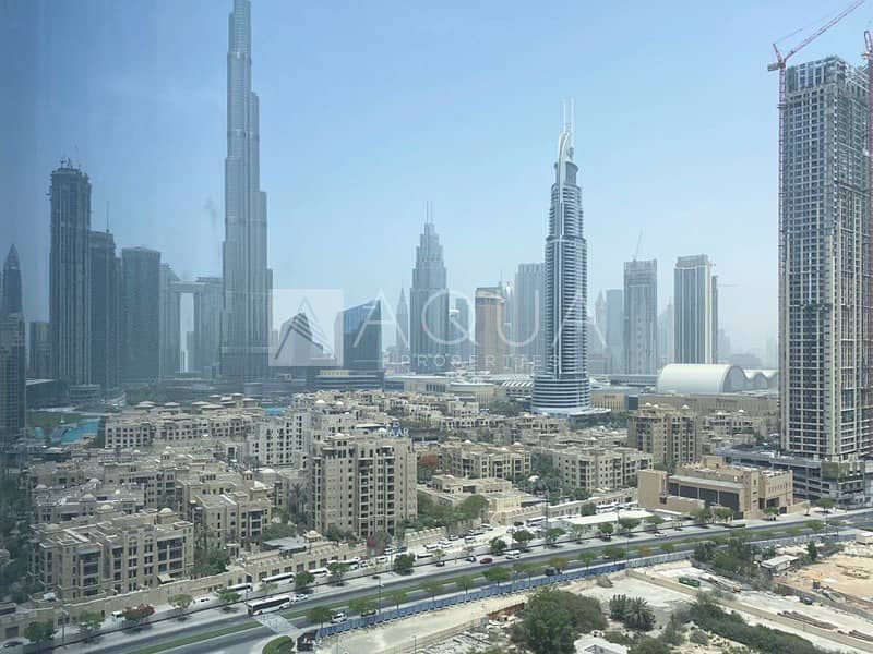 11 Chiller Free | Burj Khalifa View | Immaculate