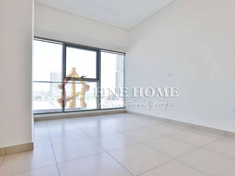 4 High Floor 2 BR Apartment with Big Balcony