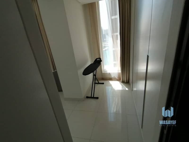9 SPACIUOS - FULLY FURNISHED 3BR APARTMRNT- Vacant. .