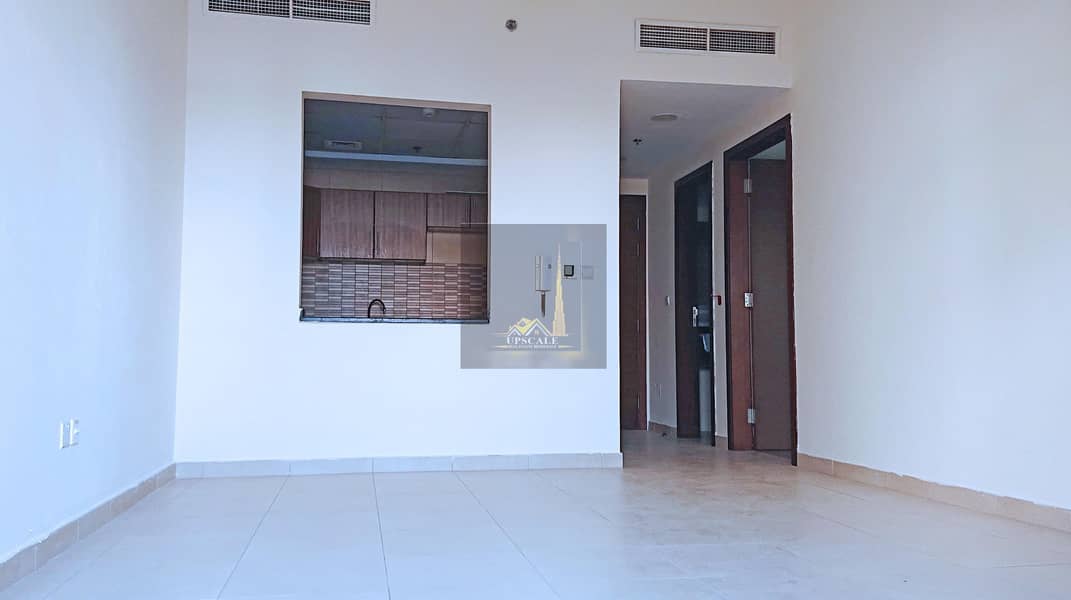 2 Beautiful 1 BR Apartment | POOL VIEW | Warsan 4