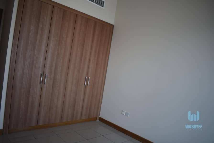 10 SPACIOUS 3BHK |FULL GULF COURSE VIEW |UNFURNISHED READY TO MOVE IN.