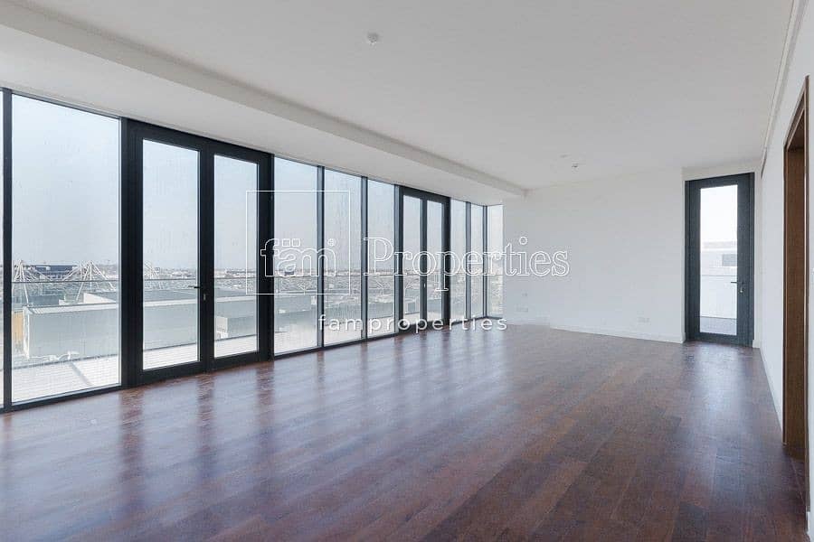 7 Rare 4 beds with amazing Boulevard Views