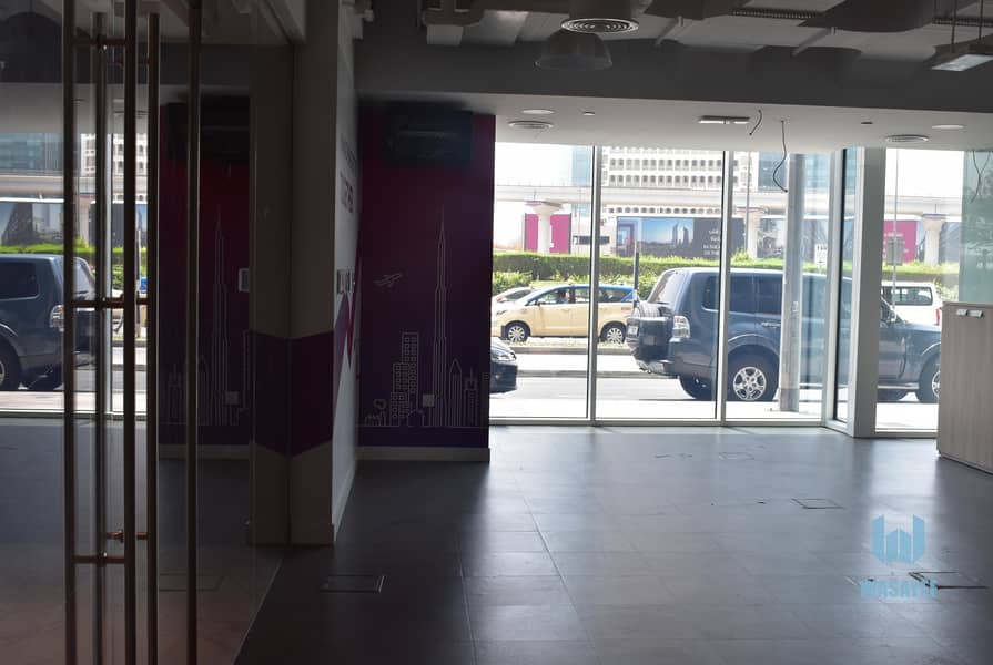 3 FULLY FITTED SHOP ON SHEIKH ZAYED ROAD