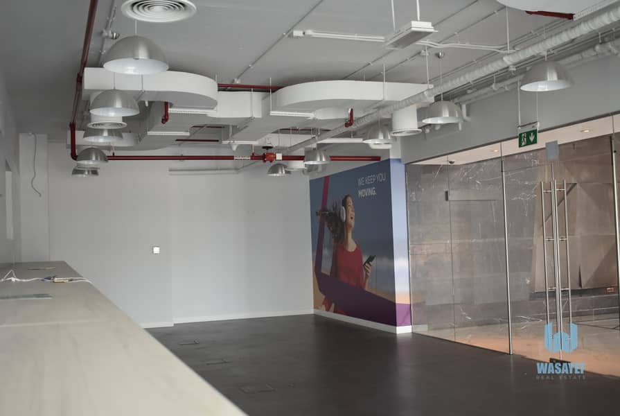 8 FULLY FITTED SHOP ON SHEIKH ZAYED ROAD