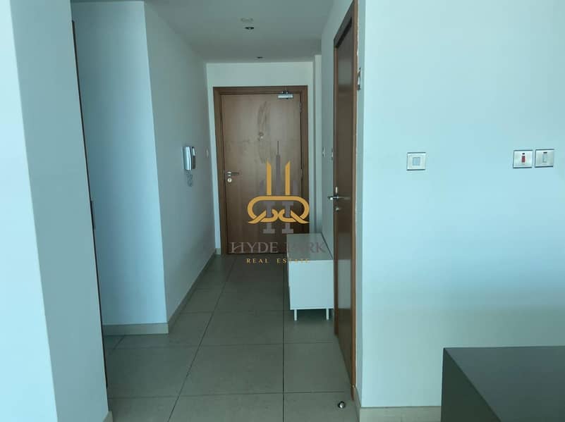 7 A Marvelous  Apartment with an Amazing View at Al Naseem Residence