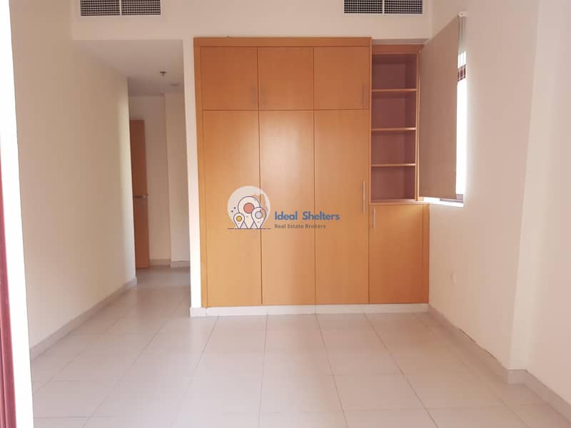 3 OUT CLASS 2 BHK WITH 3 BATH_LAUNDRY ROOM+ALL FACILITIES RENT 43K