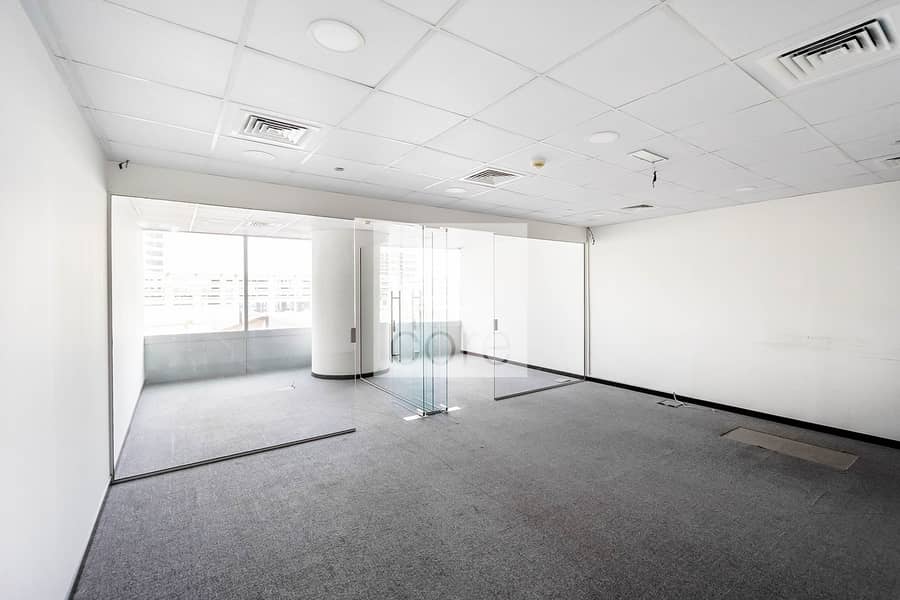 4 Fitted Office with Glass Partition | Low Floor