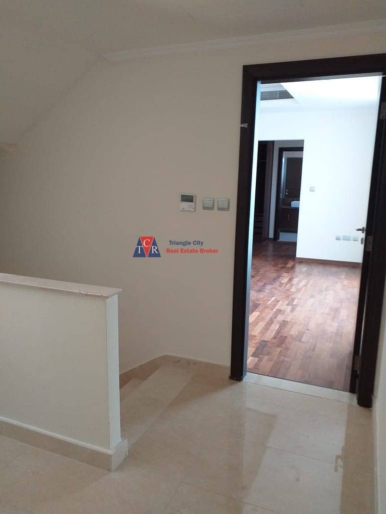 3 Rented 3 BHK with Maid Villa for Sale
