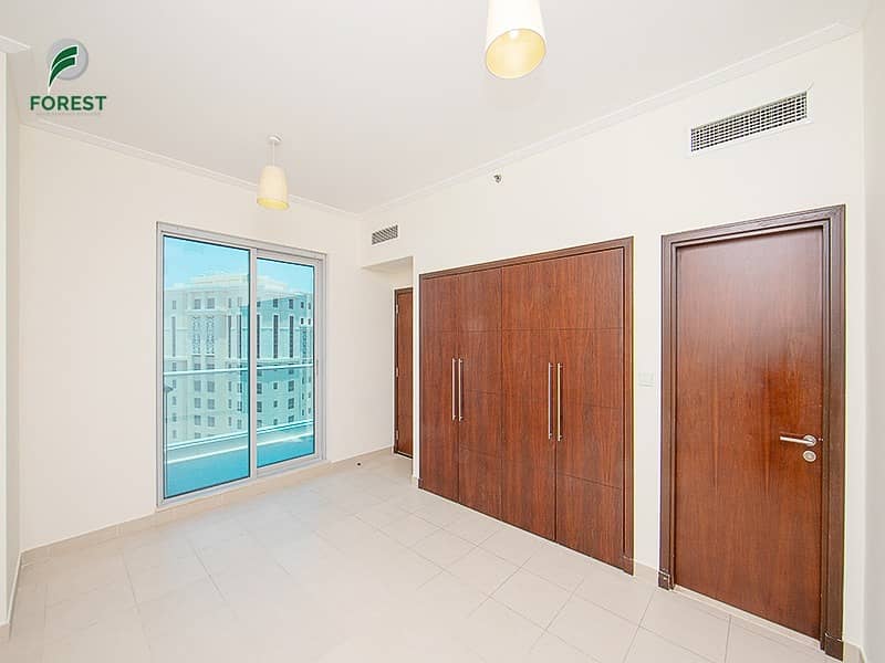 13 Sea View| High Floor | Vacant and Ready to Move In