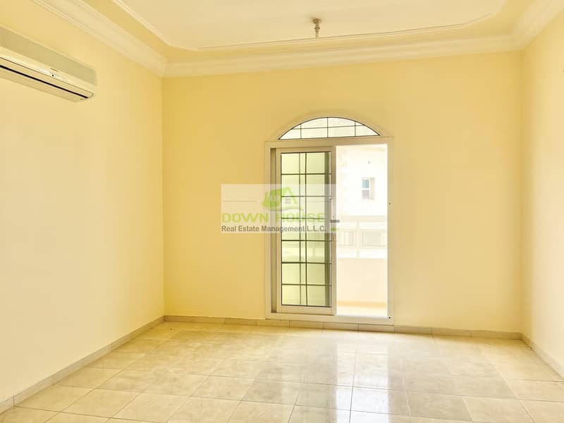 4 H: Hurry four bedroom hall apartment in mohamed bin zayed city