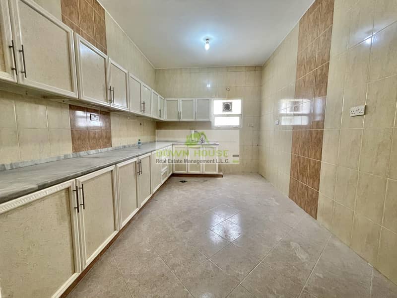 12 H: Hurry four bedroom hall apartment in mohamed bin zayed city