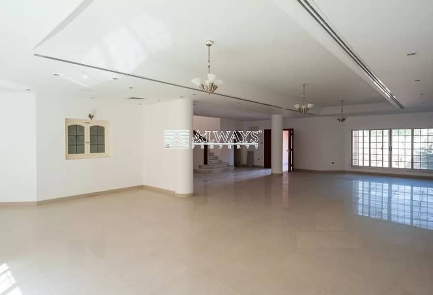 11 4BR + Maid Compound Villa | Shared Pool and Gym ||