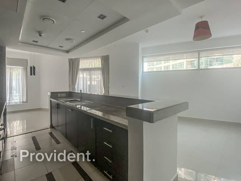 5 Perfect Condition | Big Layout | Spacious Terrace
