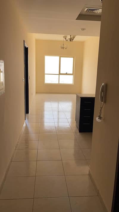 1 Bedroom Flat for Sale in Emirates City, Ajman - HOT OFFER OF THE DAY 1 BHK AVAILABLE FOR SALE IN GOLD CREST TOWER A WITH PARKING FOR SALE ONLY 160,000/- 1 Bedroom Flat for Sale in Emirates City, Ajman - HOT OFFER OF THE DAY 1 BHK AVAILABLE FOR SALE IN GOLD CREST TOWER A WITH PARKING FOR SALE ONLY 160,000/-