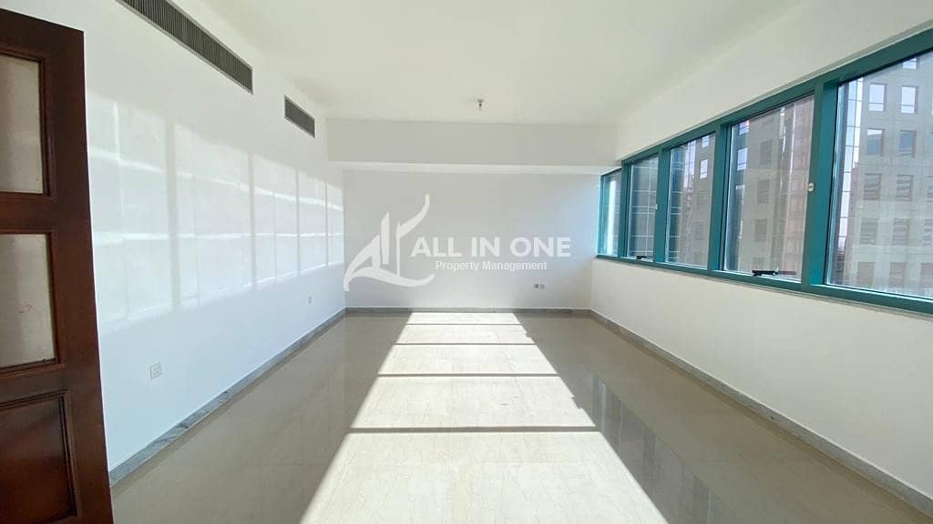 Natural Bright! Awesome 2BR with Balcony in 6 Payments!!