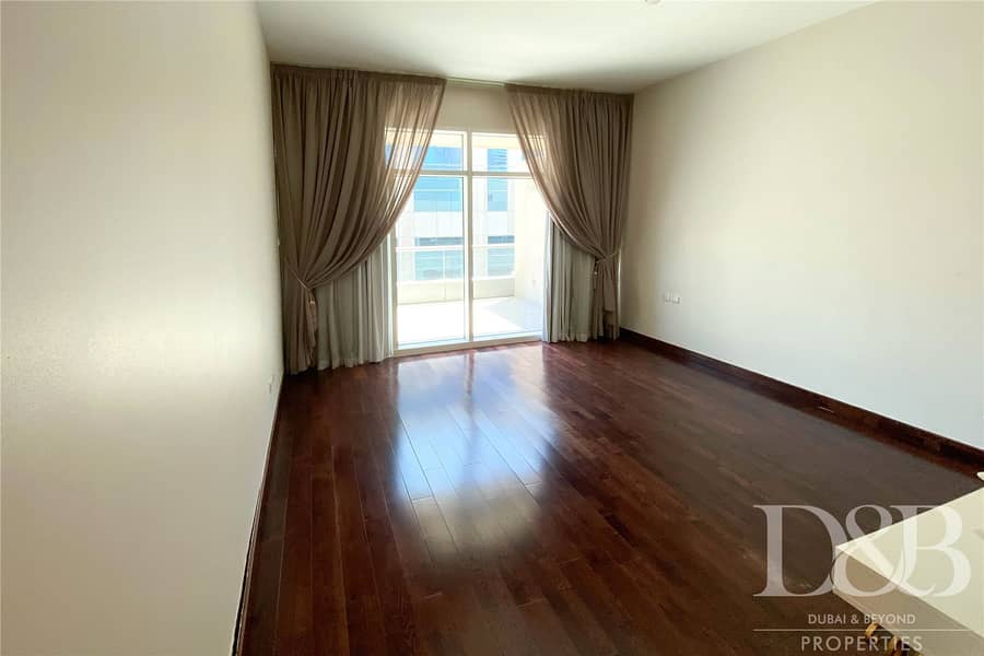 8 Classy 1 bed | Canal View | Clean | Vacant