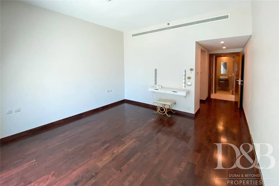 9 Classy 1 bed | Canal View | Clean | Vacant