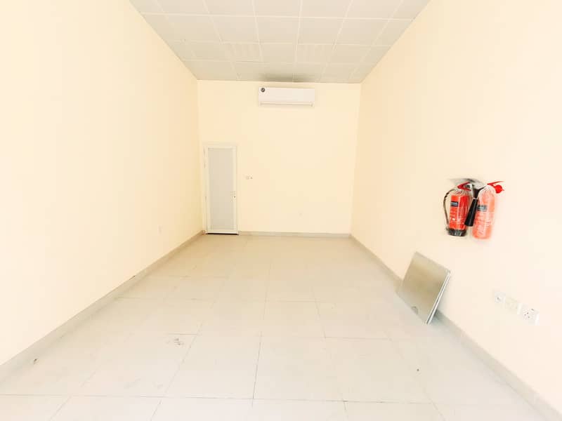 Brand new shop with wash room just 8k national paint muwaileh sharjah