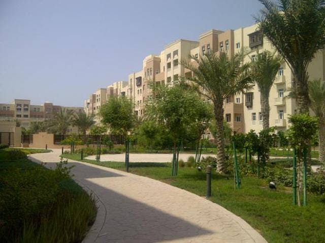 3 Bed Maid Vacant Apartment in Masakin Al Furjan