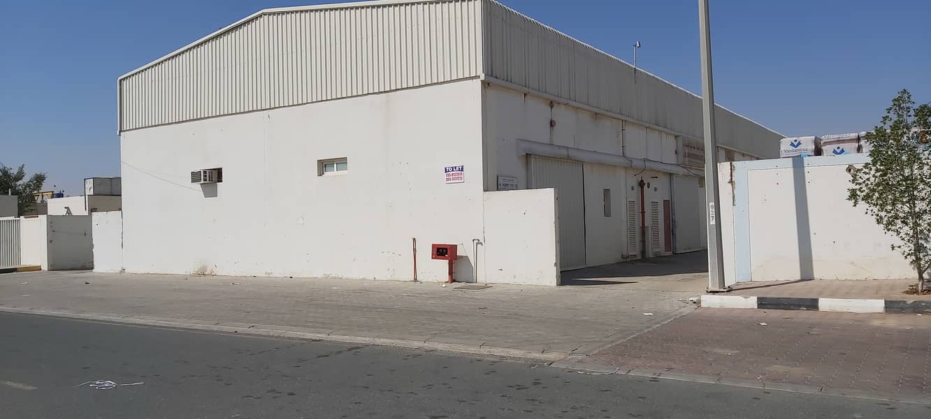 1000 Sqft Warehouse Single Phase Power In Emirates Industrial city Al Saja Sharjah