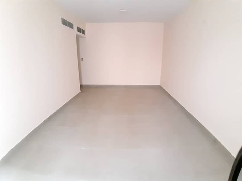 Квартира в Мувайле, 2 cпальни, 25000 AED - 4826474