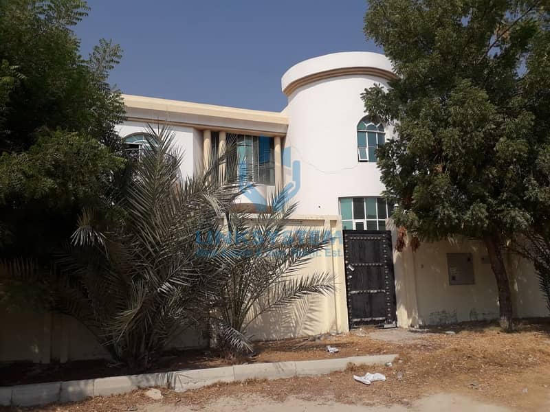 Nice Villa 8 Bedroom in muwfjah Sharjah