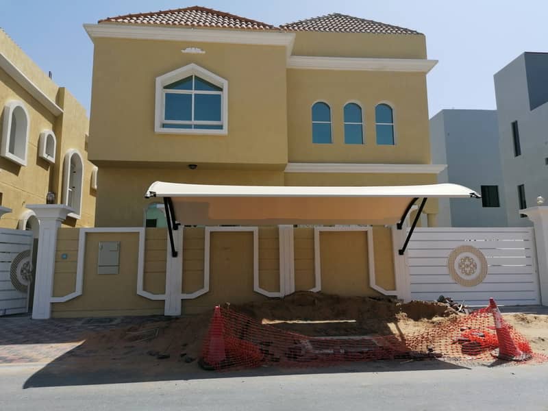 It has for sale luxurious and modern at a very attractive price