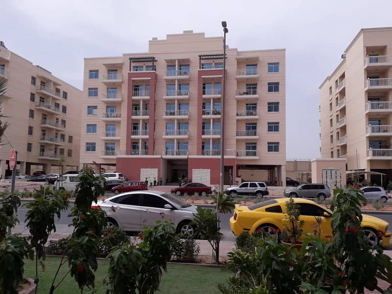Amazing Offer | 2 Bedroom  |  For Rent In Mazaya, Queue Point Yearly Rent AED: 32,999/-