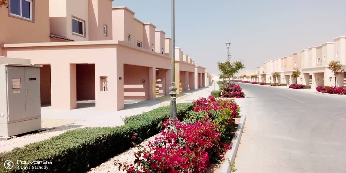 6 Beautiful 3 Bedroom Amaranta | Near Pool and Park