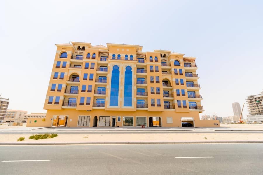 Exceptional 3 B/R with Huge Balcony | Closed Kitchen & Separate Laundry Area| Majan