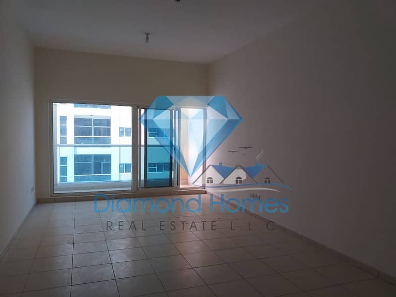 One Bedroom Apartment Big Size With Partial View