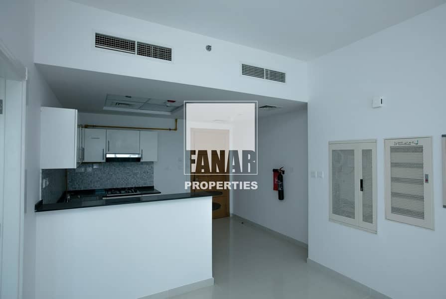 10 Vacant Now| Lowest Price High Flr. Apartment