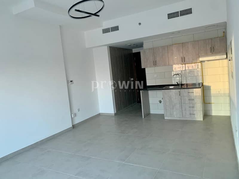 3 Brand New Building |Studio with Open Kitchen and Balcony | Great Amenities !!!!