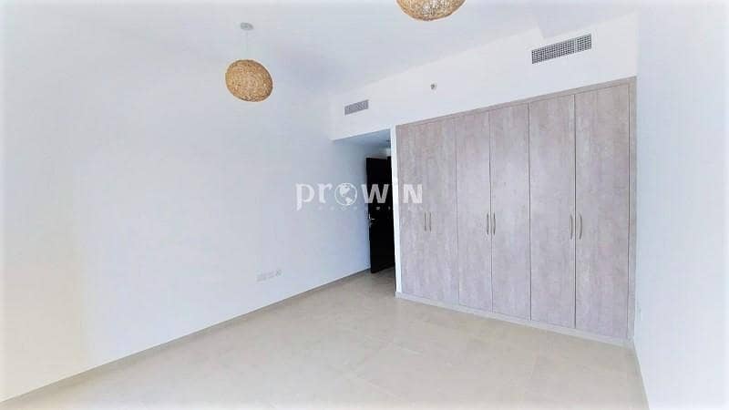 8 Dewa building |One  Bedroom  | Great  Amenities |  Closed Kitchen | Arjan !!!