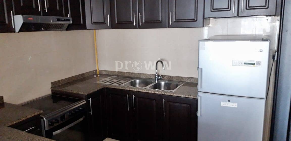 11 ONE BEDROOM  WITH BALCONY | LARGE LIVING ROOM | PRIME LOCATION !!!