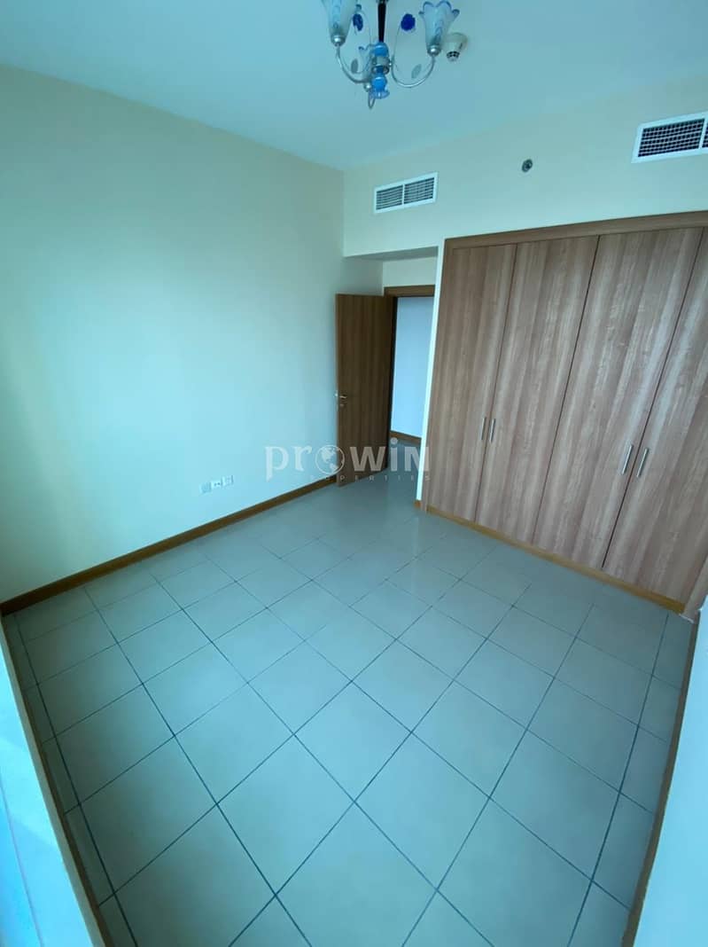 8 Luxury Spacious Three Bed Apt At Dubai Marina With Maids & Storage Room !!!